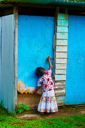fiji girl-motion